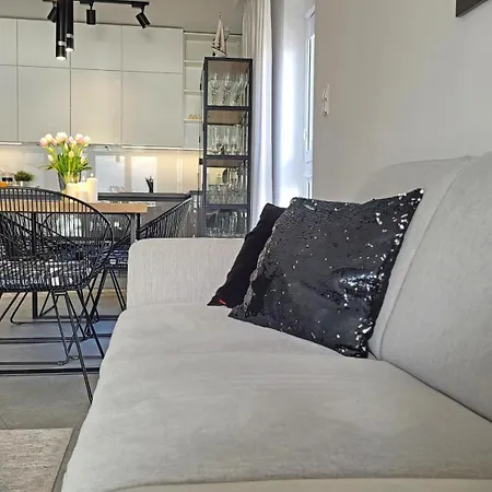 Sunset - Flotylla - Nowoczesne Mieszkanie Z Widokiem Na Port, Prywatny Parking, Blisko Mariny Jachtowej, Park Zdrojowy アパート *